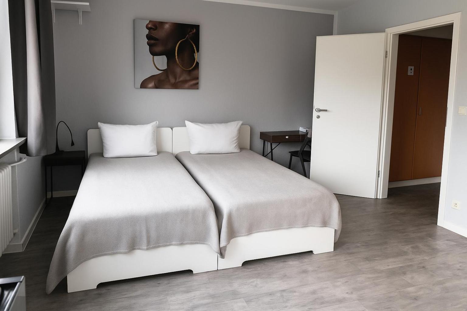 Vaz Apartments Essen, Kueche, Wlan, Tv, Netflix, Ca 15 Min Messe U Hbf Exterior foto